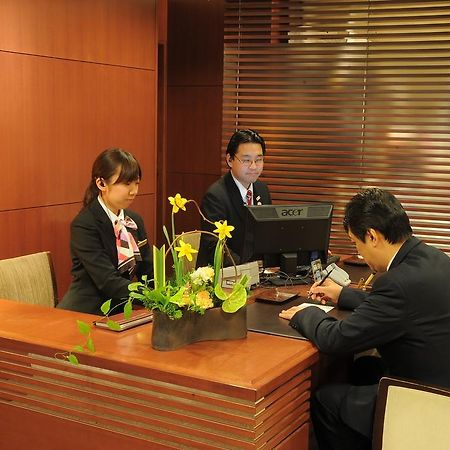 Hotel Yokohama Garden Bagian luar foto