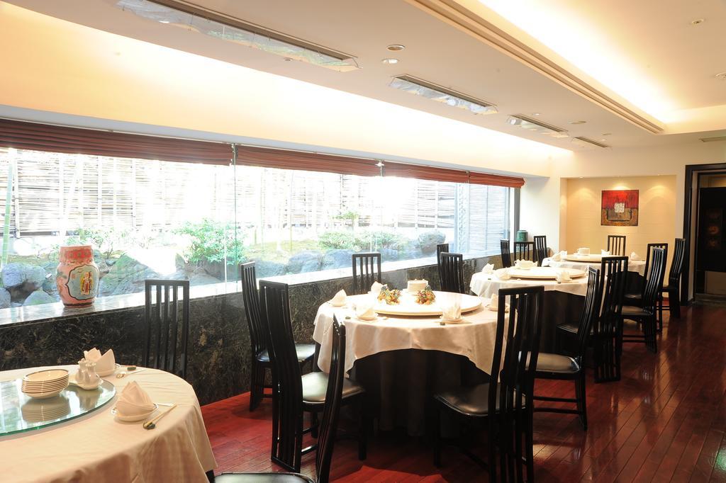 Hotel Yokohama Garden Bagian luar foto