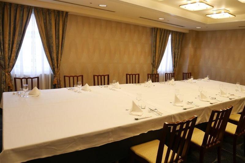 Hotel Yokohama Garden Bagian luar foto